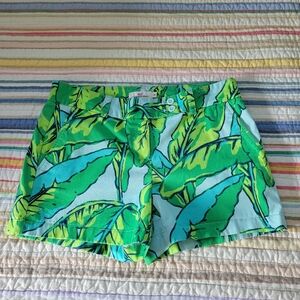 Vineyard Vines Size 4 Tropical   Leaf 3 1/2 Inch Length Shorts